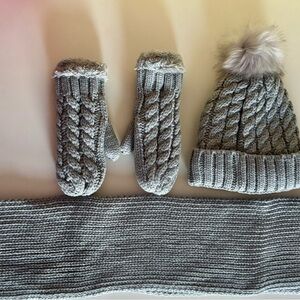 NWOT set of scarf mittens and hat